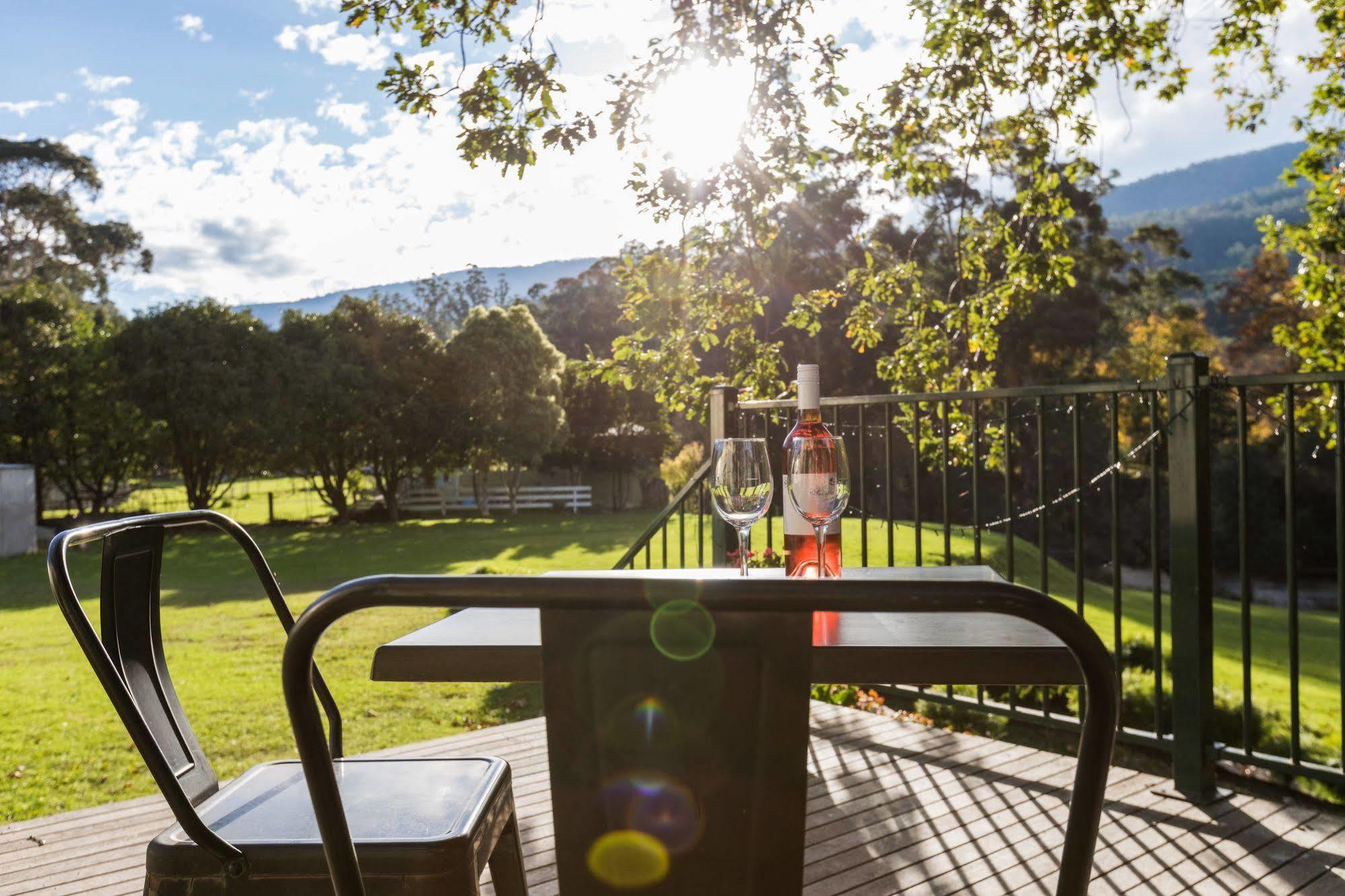 Oscar'S On The Yarra Hotel Warburton Ngoại thất bức ảnh