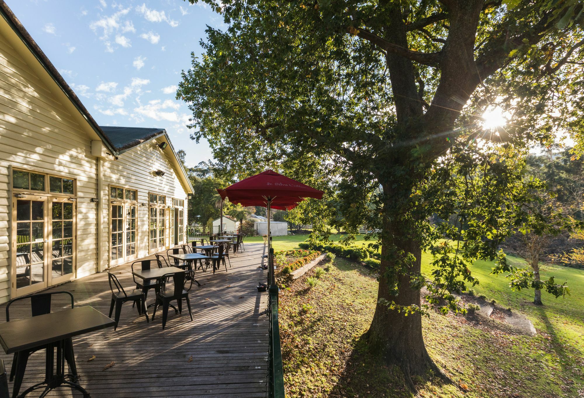 Oscar'S On The Yarra Hotel Warburton Ngoại thất bức ảnh
